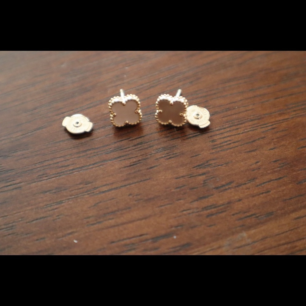 Van cleef & arpels Sweet Alhambra earstuds